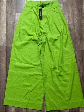 Toit Volant NWT  Wide-Leg High-Waist Pants in Lime Green